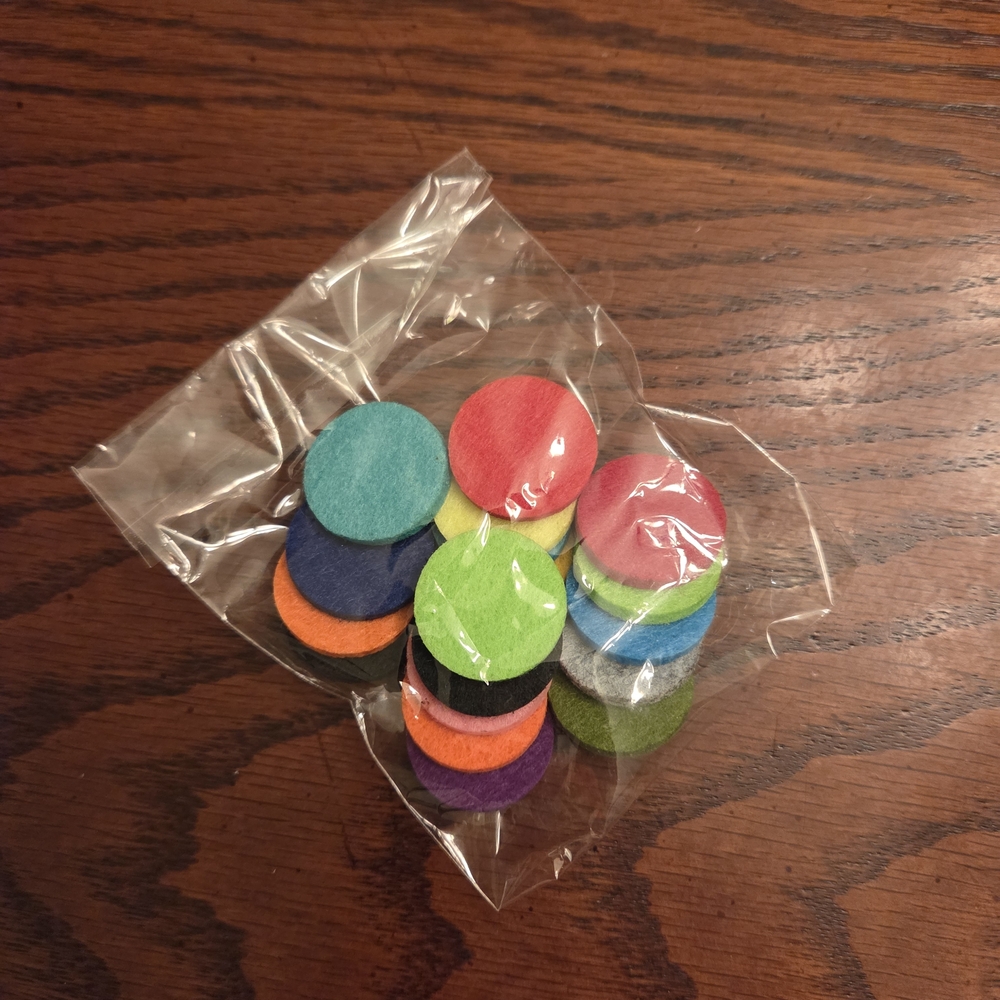 Tree Of LifeCar Diffuser Locket with Multi-Color Pads - Picture 2 of 5